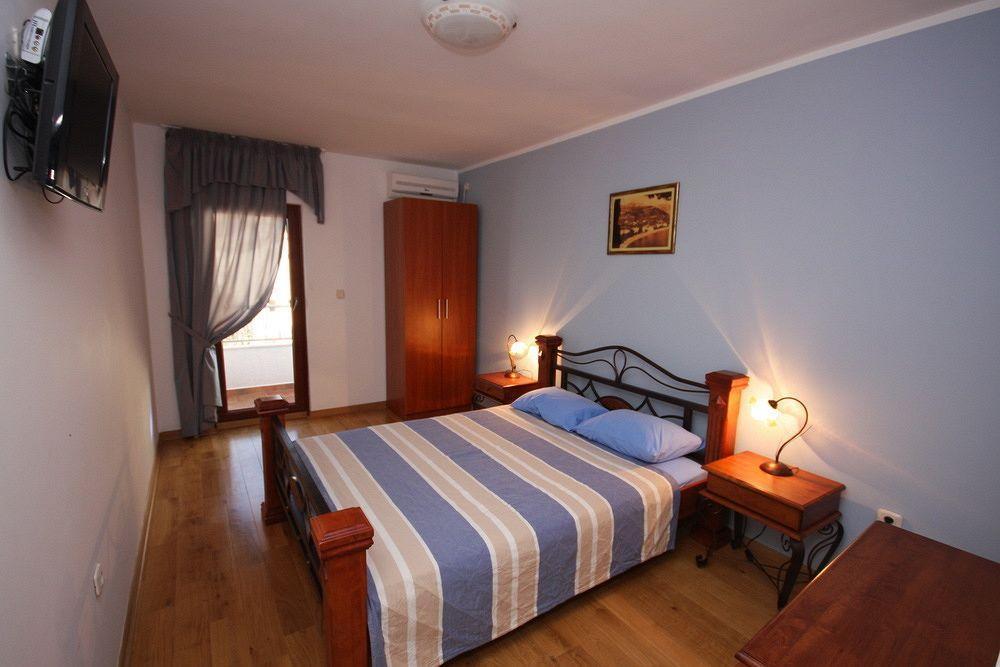 Medin Bluvista Apartment