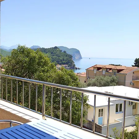 Medin Apartments Bluvista Petrovac Exterior photo